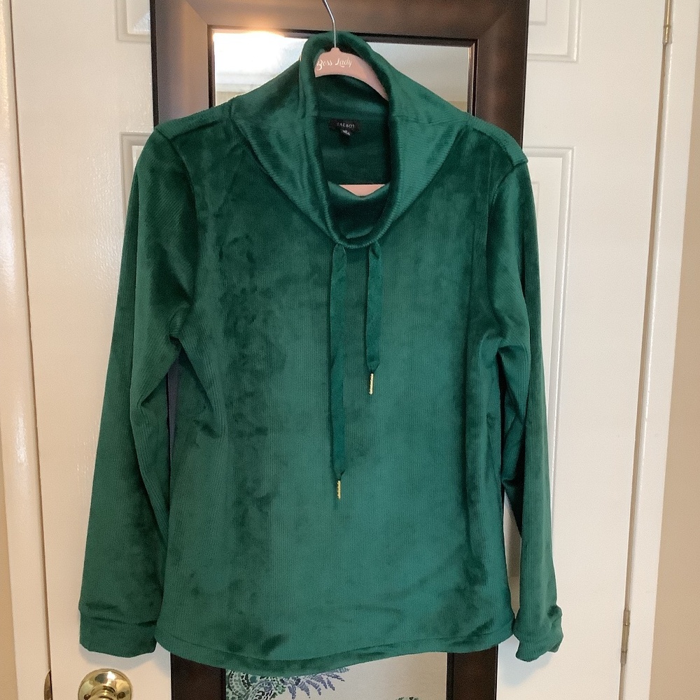 Talbots NWOT Long Sleeve Green Velour Ribbed Cowl Neck Pullover~Medium
